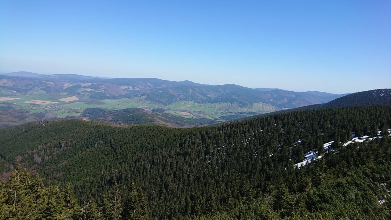 32 VRCHOLŮ JESEN&Iacute;KŮ &Scaron;ER&Aacute;K, OBŘ&Iacute; SK&Aacute;LY ,RAMZOV&Aacute; 20210511
