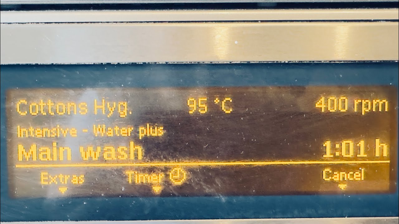 Miele professional heating up to 95c for 5 minutes! #laundry #amsr #cleantok  