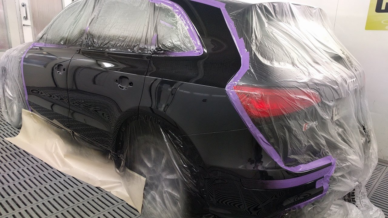 Audi SQ5 Spray Painting: Panther Black H8