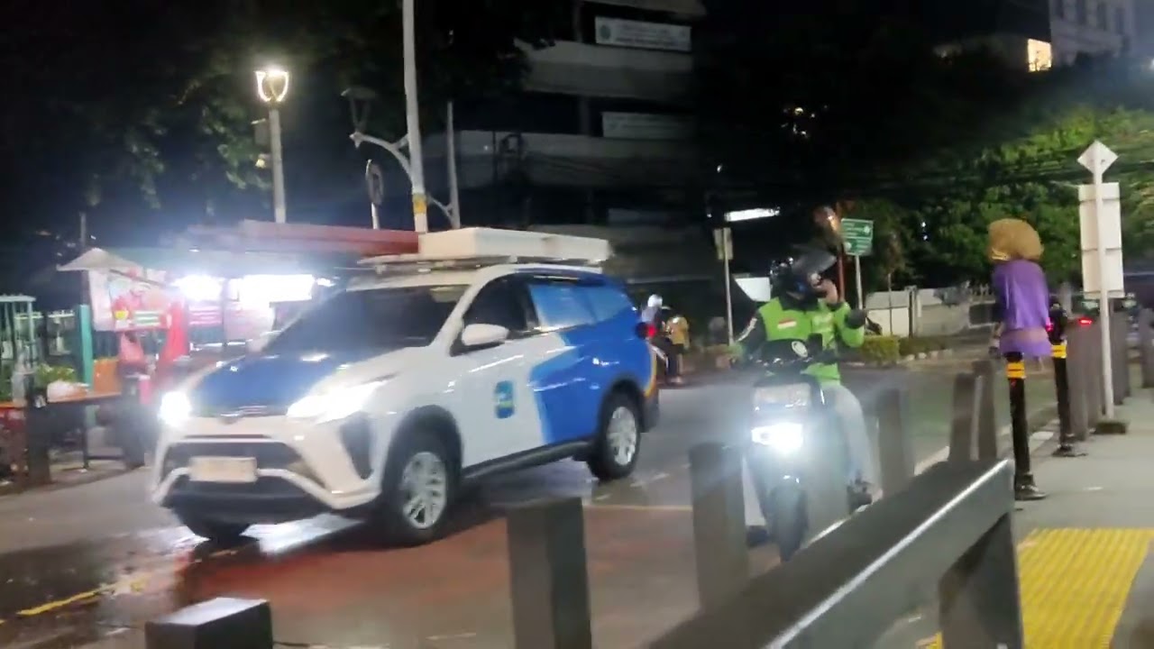 Dari Stasiun Gondangdia Ke Sarinah Banyak Hotel Nyaman Buat Jalan Kaki Dekat Dengan Kawasan Kuliner 
