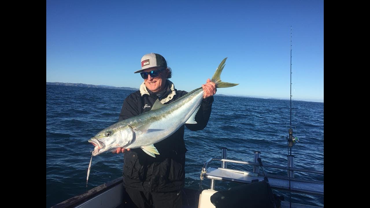 Jigging For Snapper & Kingfish In The Hauraki Gulf - The Saltwater Series.