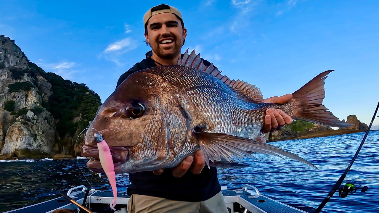 Solo fishing inhabited islands from my small boat