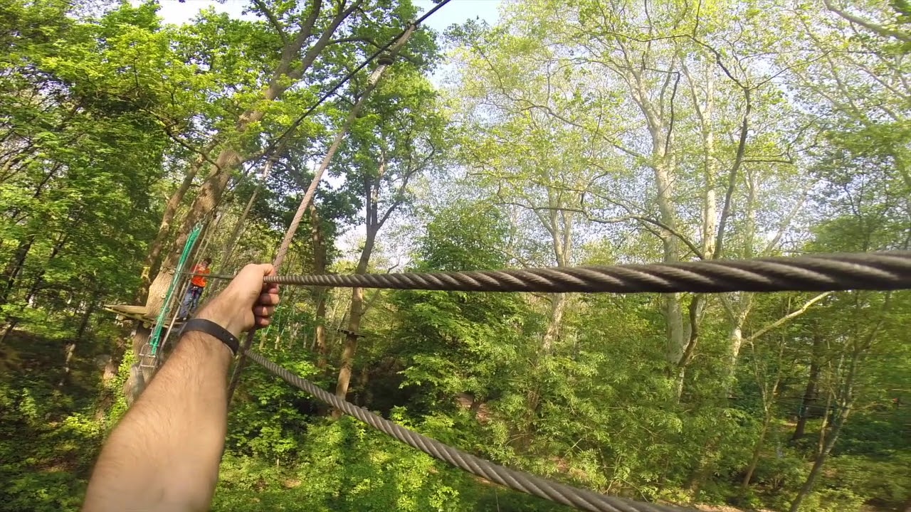 LÉO PARC AVENTURE - ACCROBRANCHE - PARCOURS NOIR