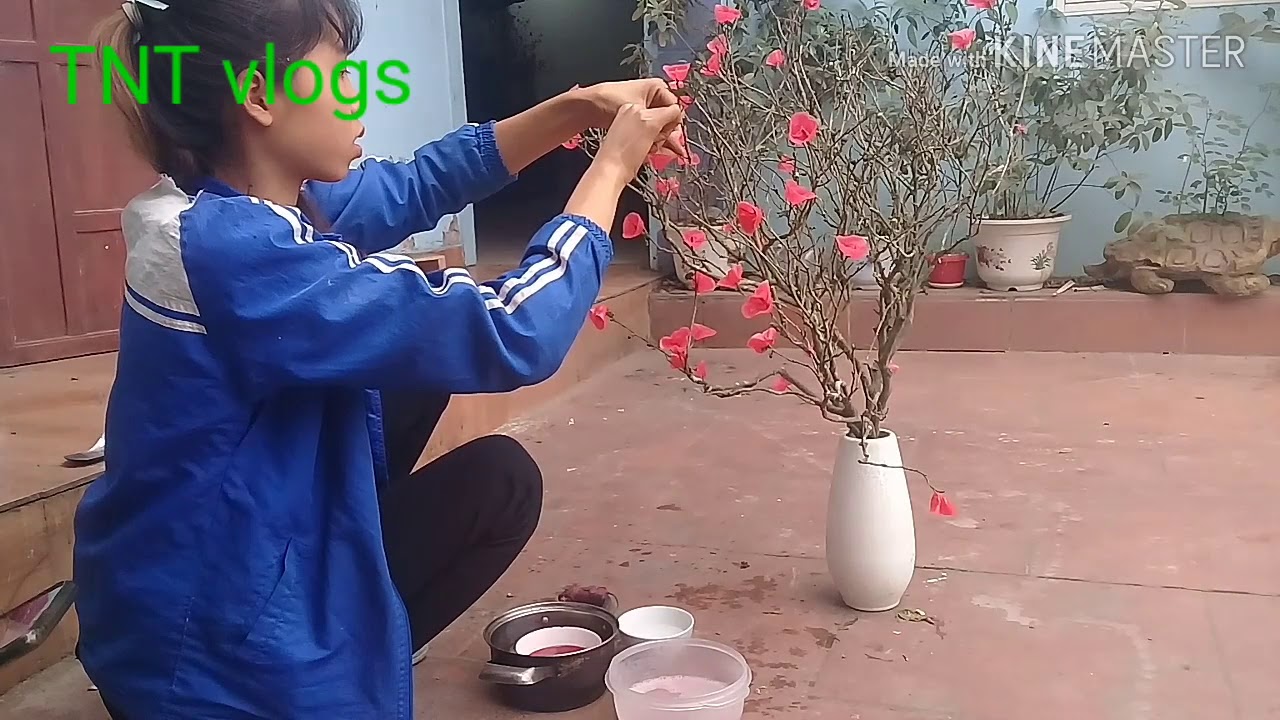 Cách làm hoa đào bằng nến để chơi tết