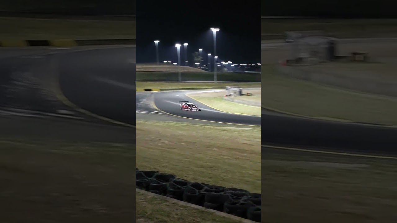 r32 GTR brakes glow at world time attack 