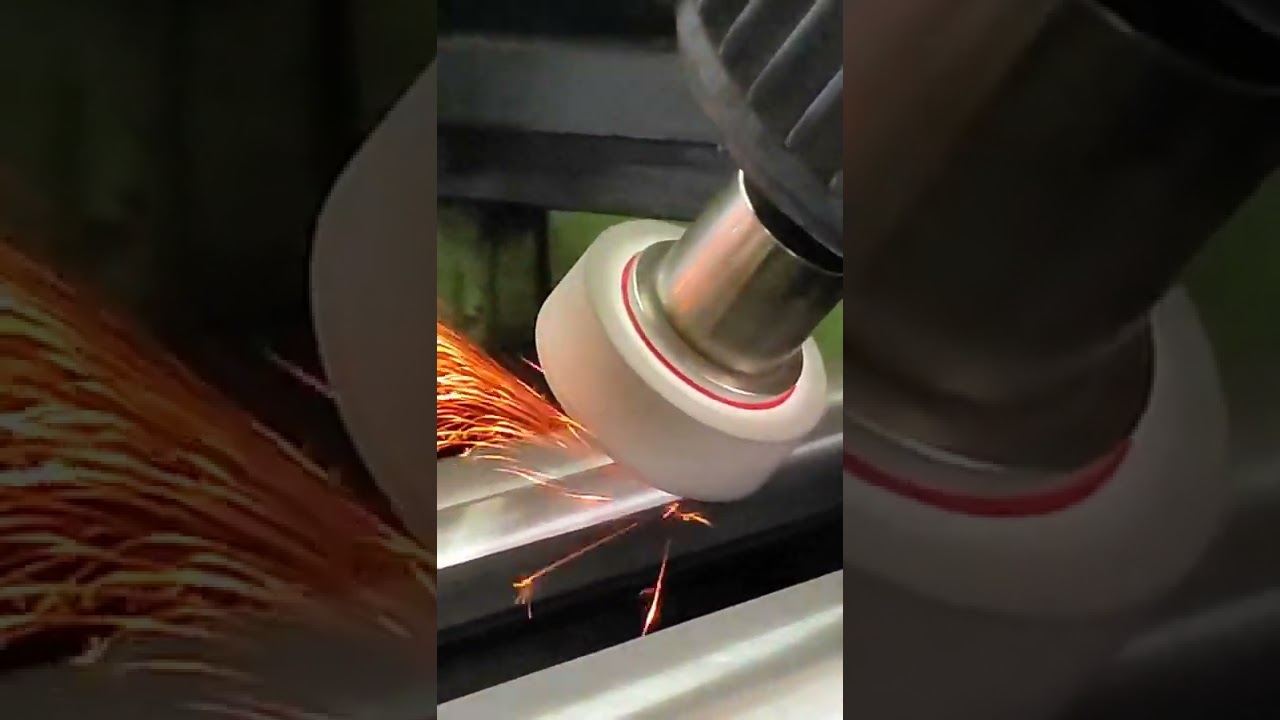 10FEET KRILOSKAR LATHE BED GRINDING