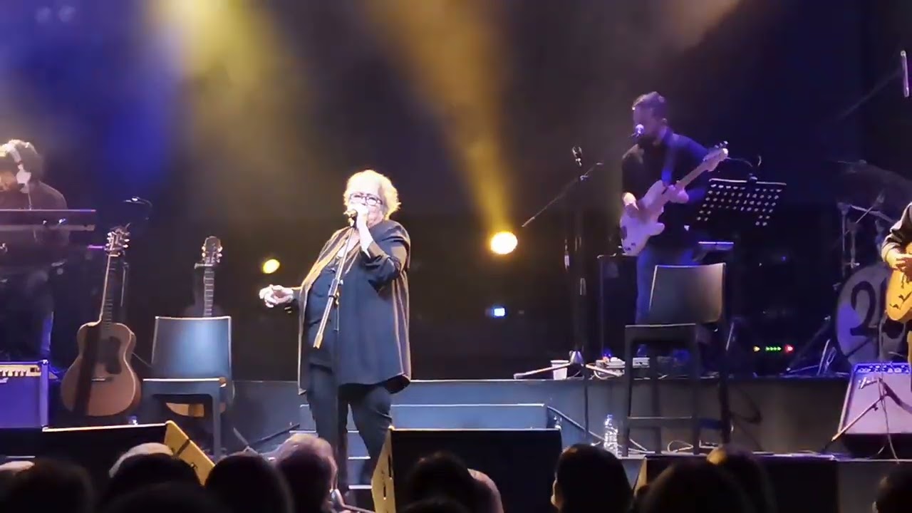 Δήμητρα Γαλάνη - Ατομική μου ενέργεια (Live @ Vox)