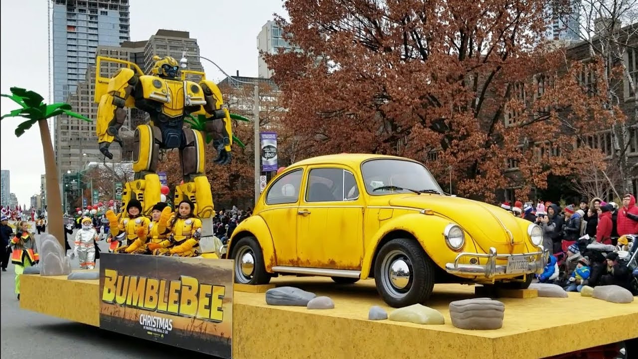 2018 Toronto Santa Claus Parade | Christmas Carnival Full Show | Bumblebee Transformer