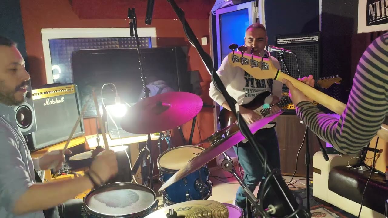 Foxy Lady (Jimi Hendrix) &ndash; Live Rehearsal | Zimatikas Trio