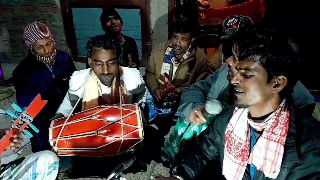ডাক দিয়া দুক জিগাস কৰে আমাৰ সেই দৰোদি ববেনায় গুৰ নিদানে কাৰ ছায়াই দাৰাই =আবুবকাৰ ছিদদিক 