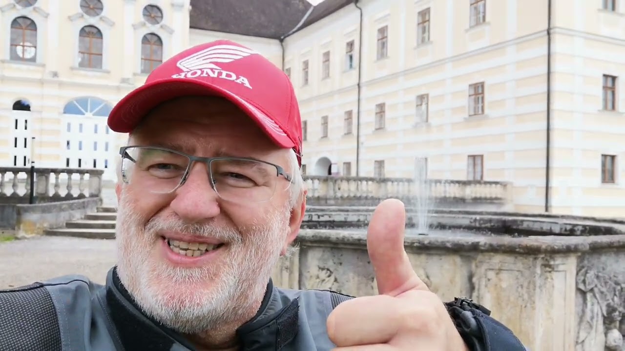motorbiKing Austria - Tour Tag 3/3 - Schloss RUEGERS und ROSENPRACHT in RIEGERSBURG - Stift GERAS