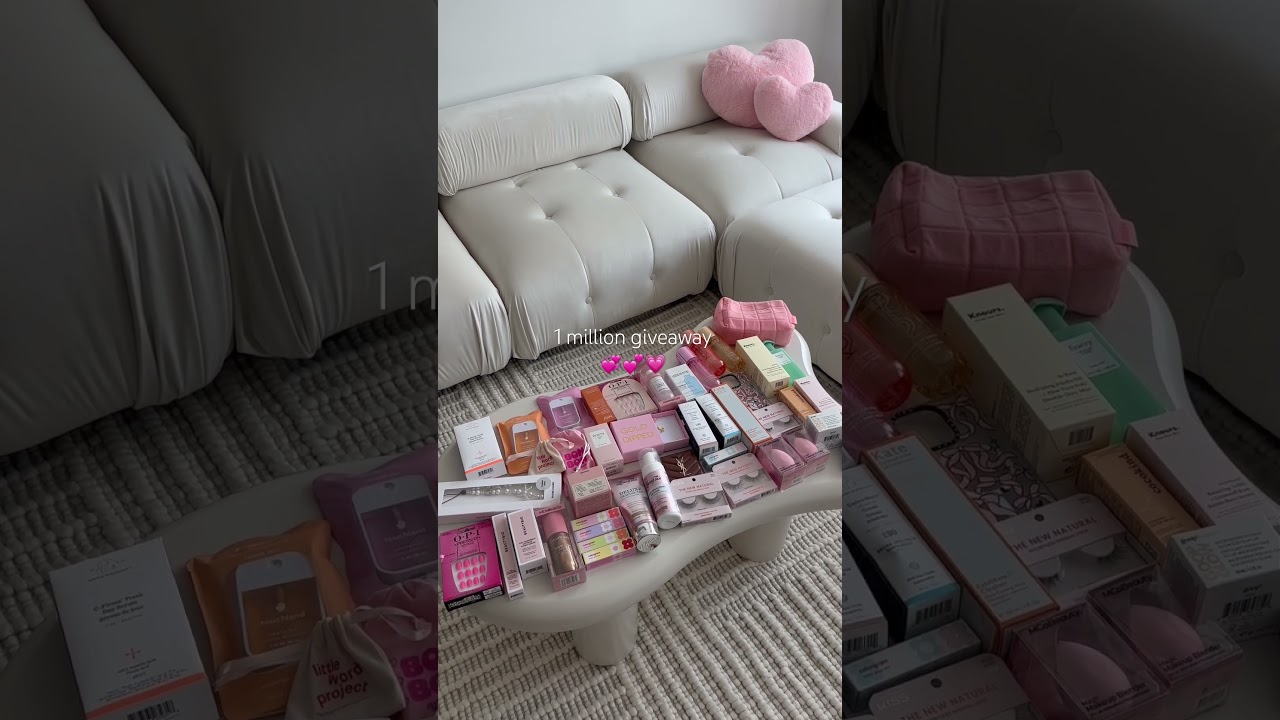 thank you guys so much for 1 million! posting a few giveaways this week, here is the first! ILY 💕💗