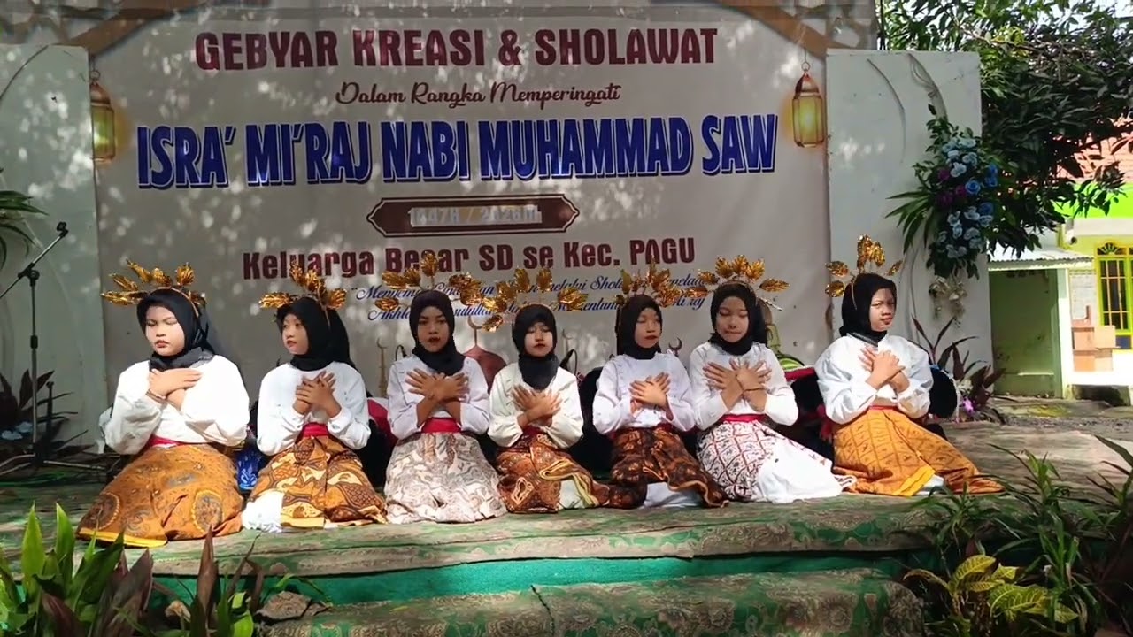 PERSEMBAHAN TARI DARI SISWA-SISWI SDN JAGUNG KECAMATAN PAGU