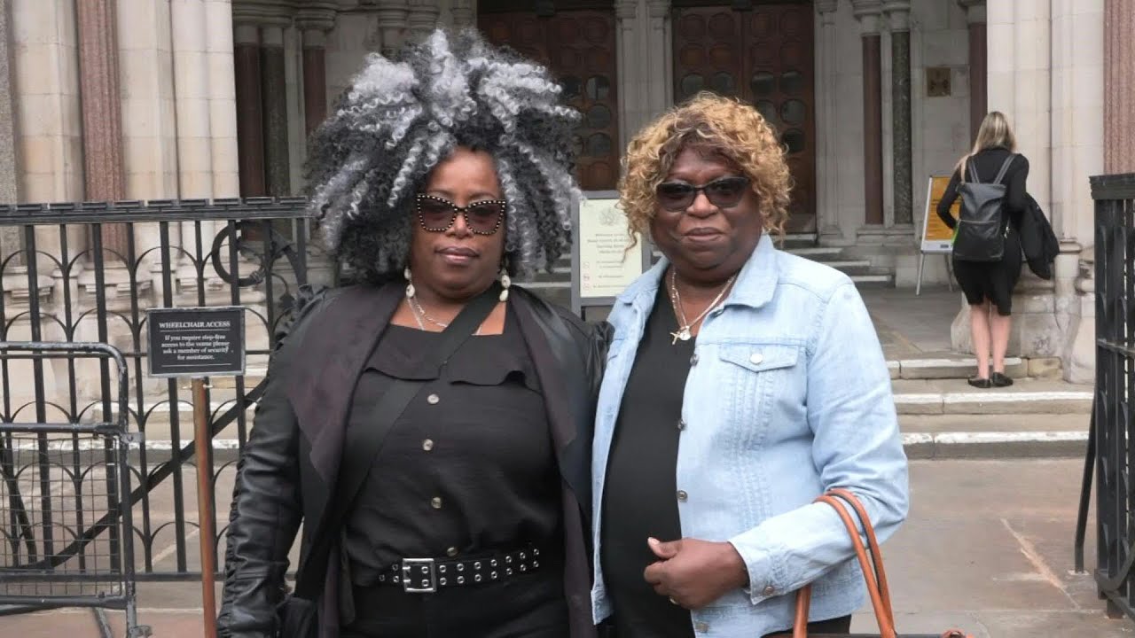 Members of Chagossian community arrive at London court after UK-Mauritius deal blocked | AFP
