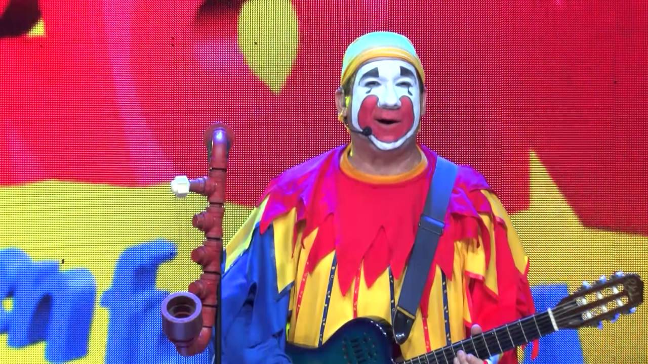 Piñón Fijo - Yo tengo un saxo - En vivo