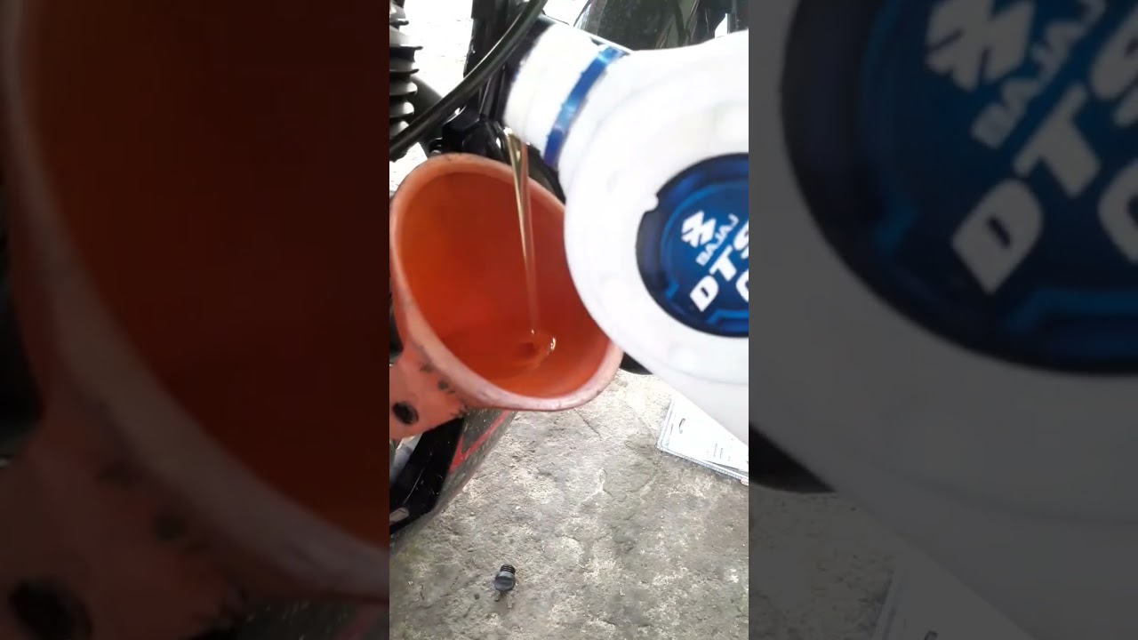Aceite BAJAJ a tu motor y tu que Aceite le echas 🏍🔥🔥