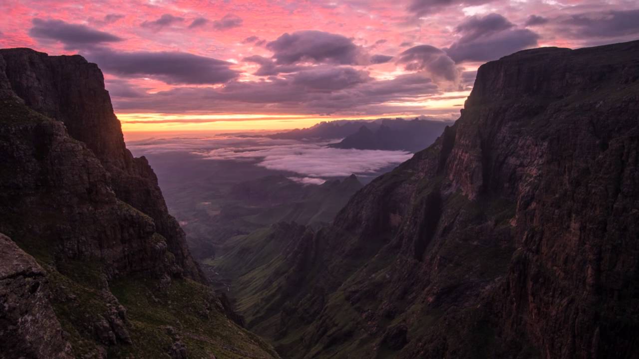 Timelapse. Drakensberg, Kwazulu Natal, South Africa.