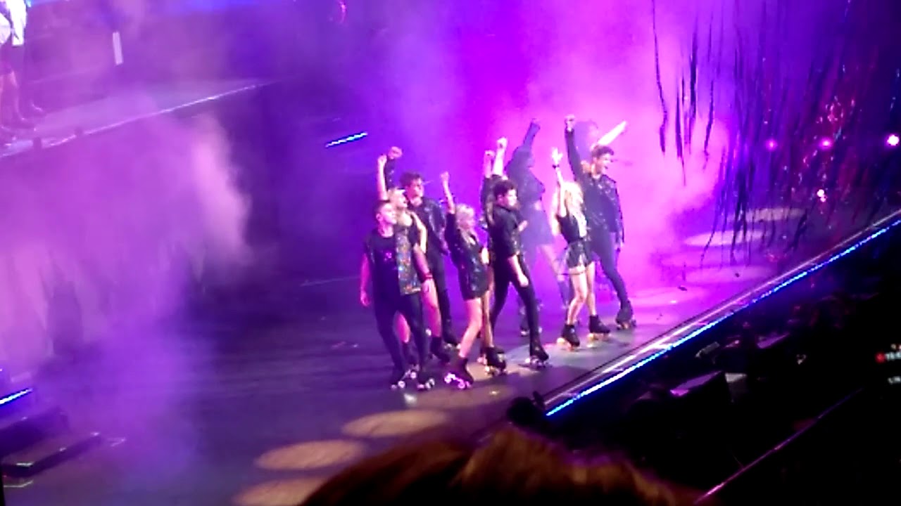 Soy Luna en vivo Modo amar + Valiente + Vuelo + Siempre juntos primera función 19/11 Luna park