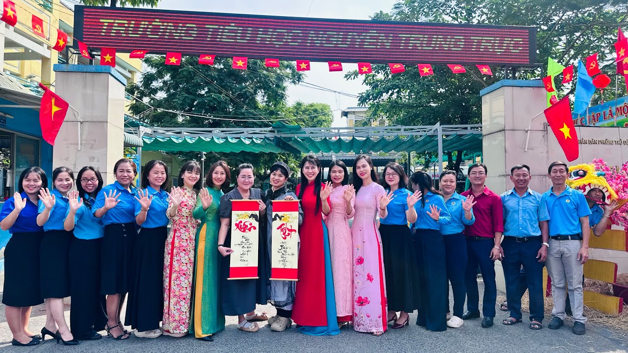 Trường TH Nguyễn Trung Trực tham dự Hội thi “Góc phố ngày Tết- Xuân Bính Ngọ 2026”
