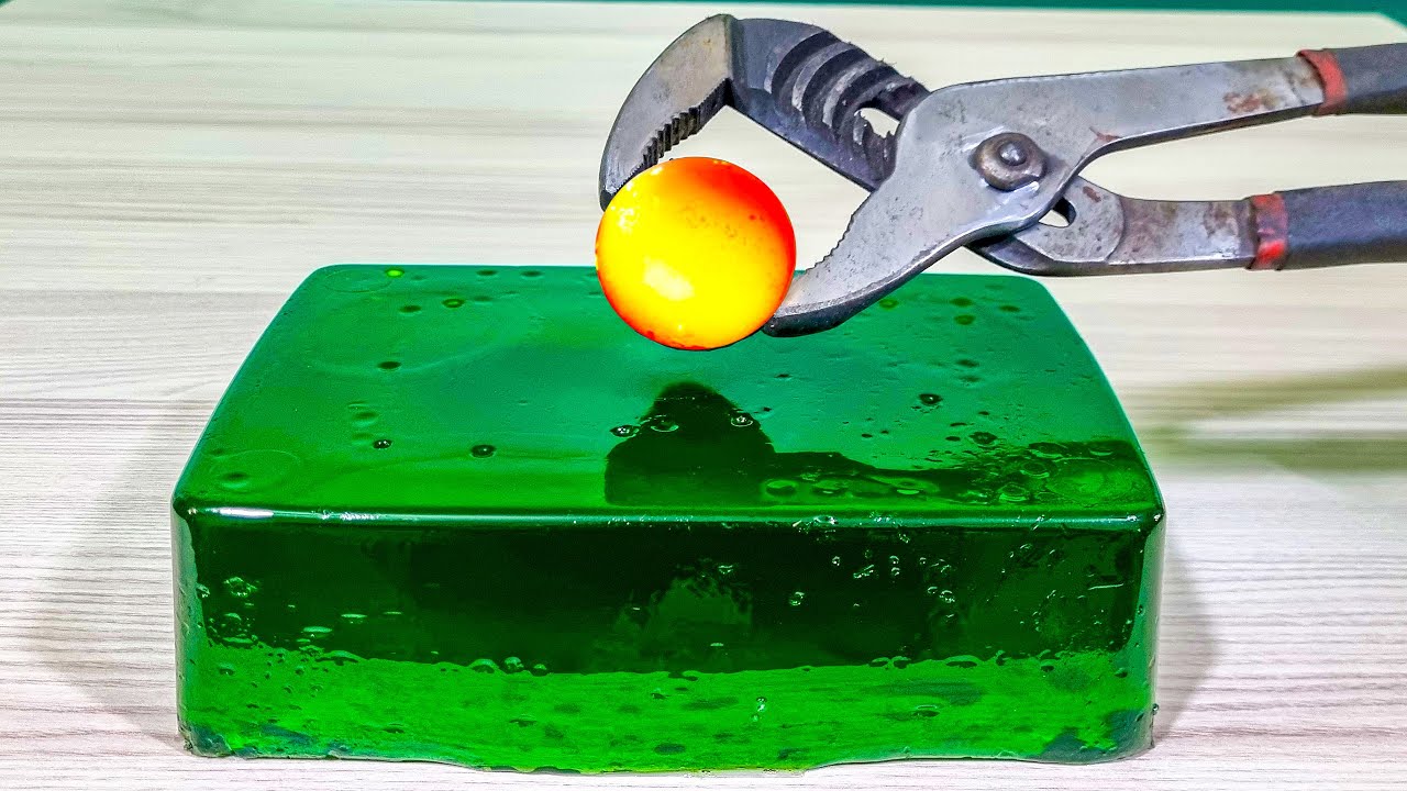 EXPERIMENT Glowing 1000 degree METAL BALL vs JELLY