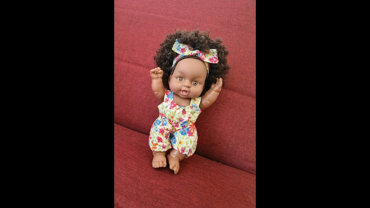 Poup&eacute;e Afro