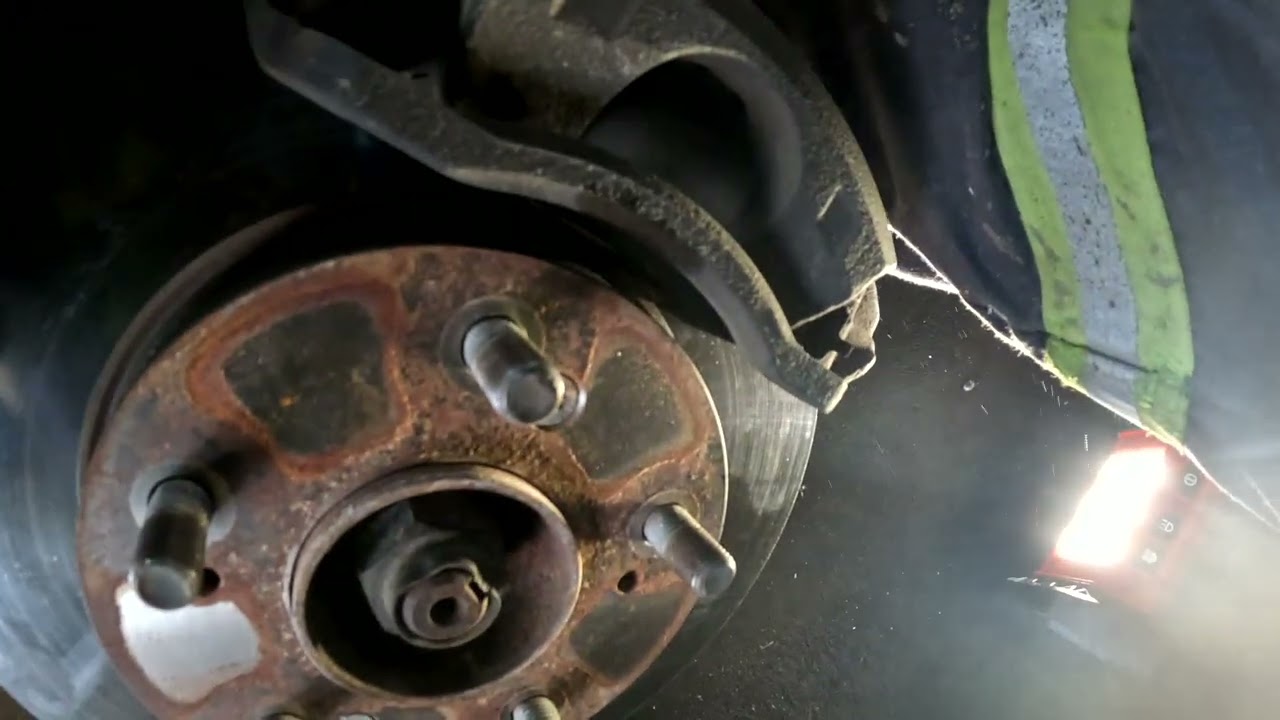Замена насоса гидроусилителя руля на Honda Civic 2008 года.