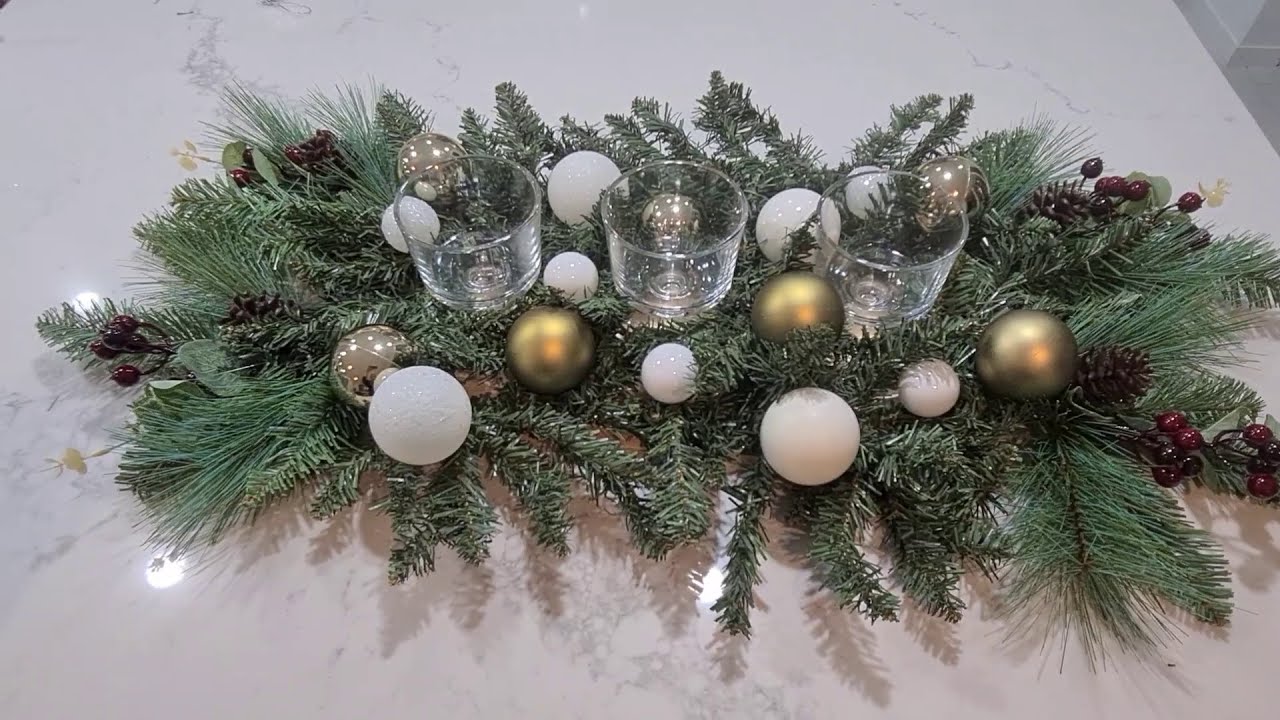 How to make a christmas centerpiece