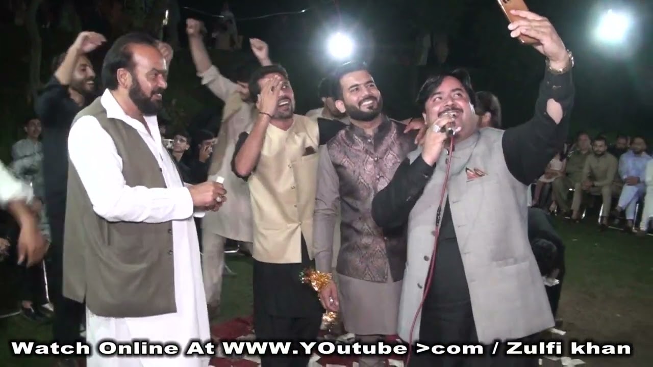 Precent By Zulfi khan. Musical night singer muner awan.Hindko k mahye Ya Qurban.15.7.2022.(3)