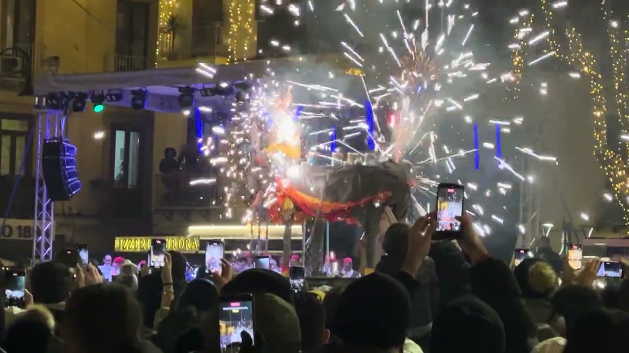 Sorrento NYE - lighting donkey on fire (saying good bye to old year) 