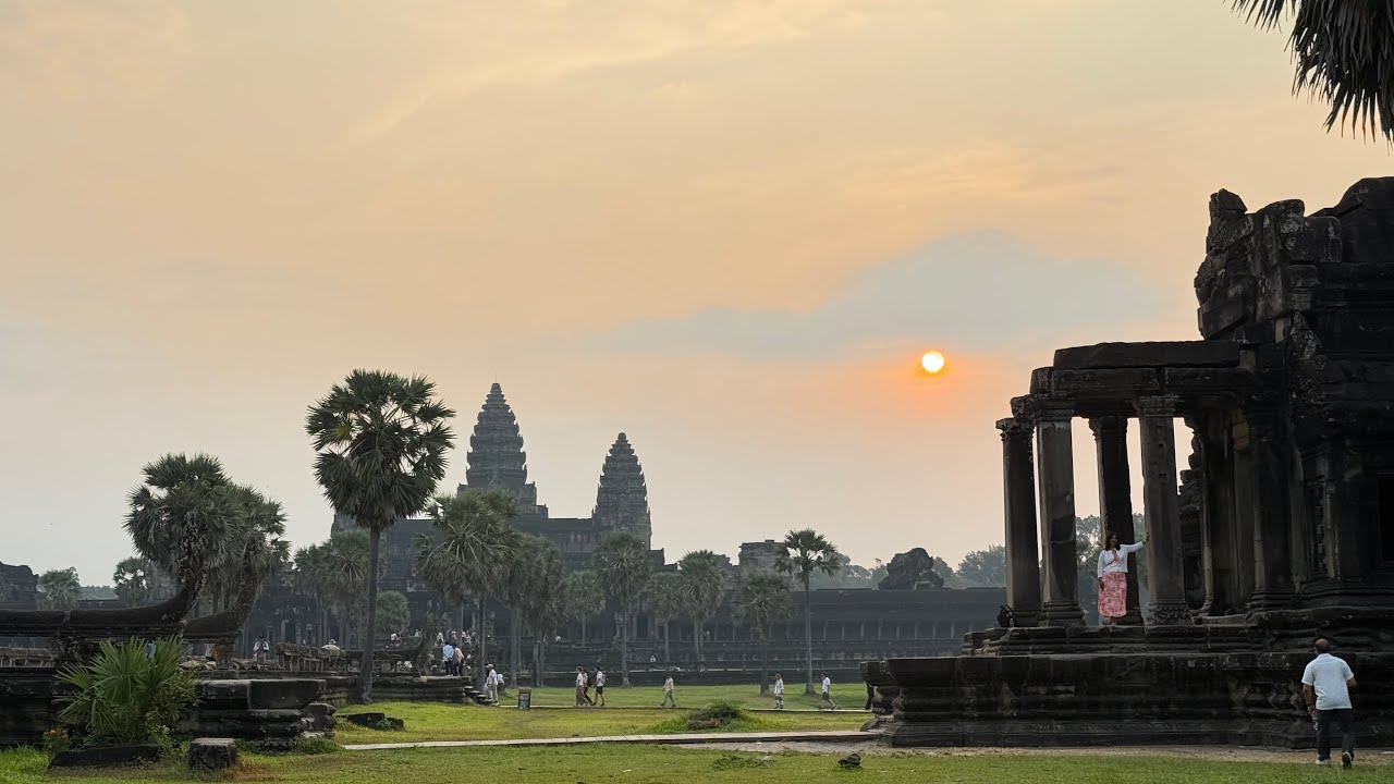 Angkor Wat Temple - Cambodia Travel Documentary 🇰🇭