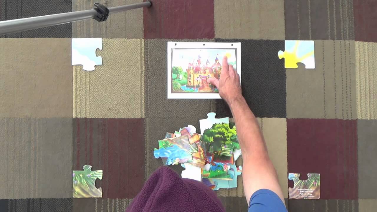 Teach Your Child How to Complete a Jigsaw Puzzle