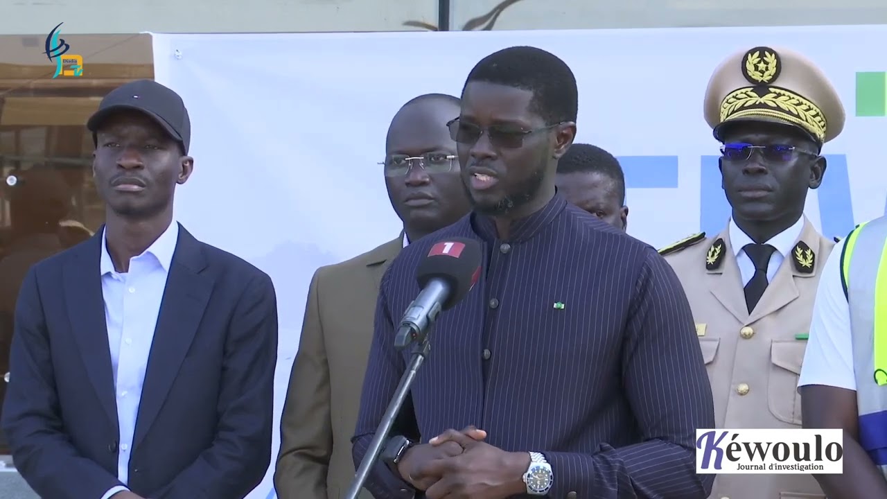 Aéroport de Ziguinchor :  Le président Diomaye Faye promet de livrer les chanters en avril 2026