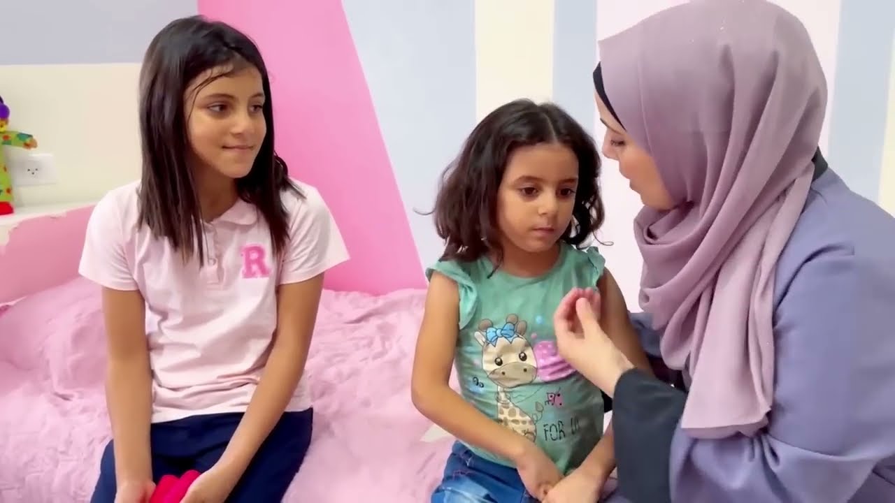 لما بنتك ما تسمع كلامك وتخاف من دكتور تطعيم يعطيها 💉 تطعيم