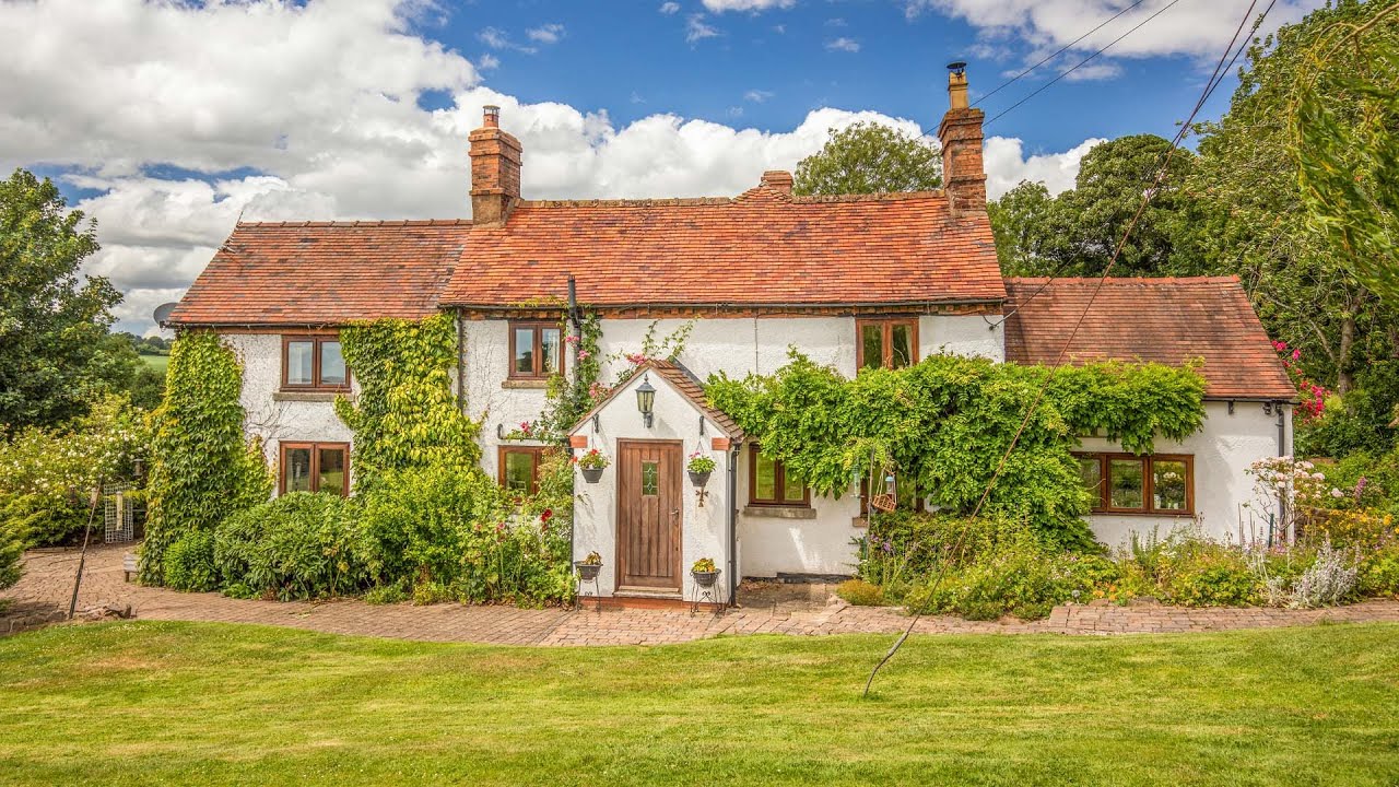 House for Sale Tour | Homes in Shropshire | Church Cottage, Bridgnorth