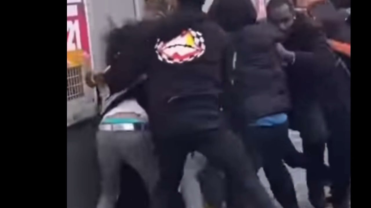 Kay Flock and Dougie B catches Ron suno at rolling loud 😱😱