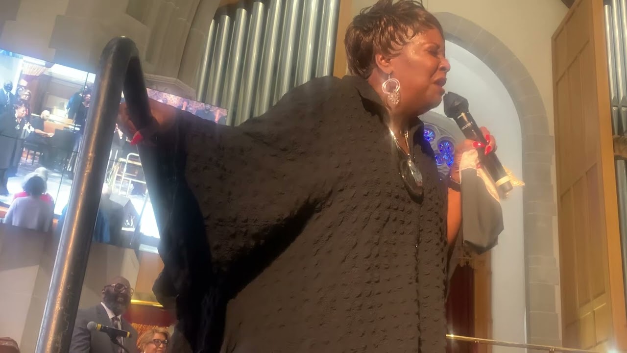 Gospel Recording Artist Tramaine Hawkins Performing” Changed” live at HMBC Detroit.10/20/24