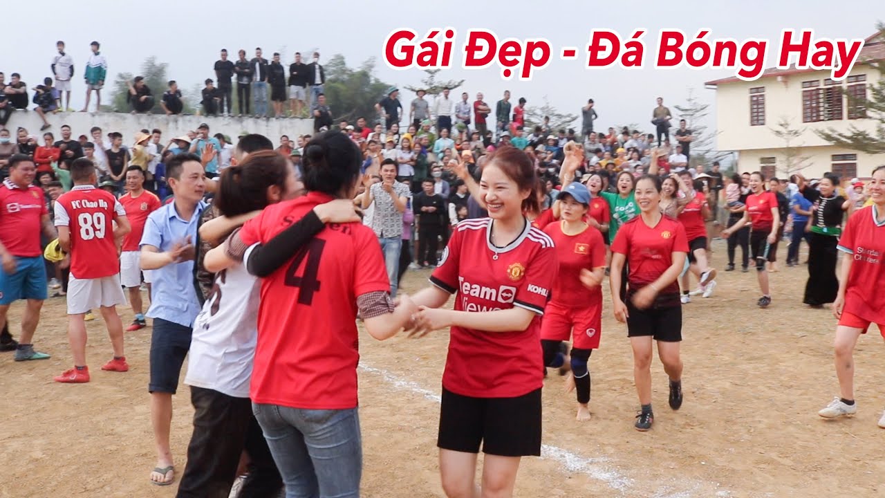 Gái bản Sà rèn thành nhà vô địch giải bóng đá nữ Mường Lò của cộng đồng người Thái đầy thuyết phục