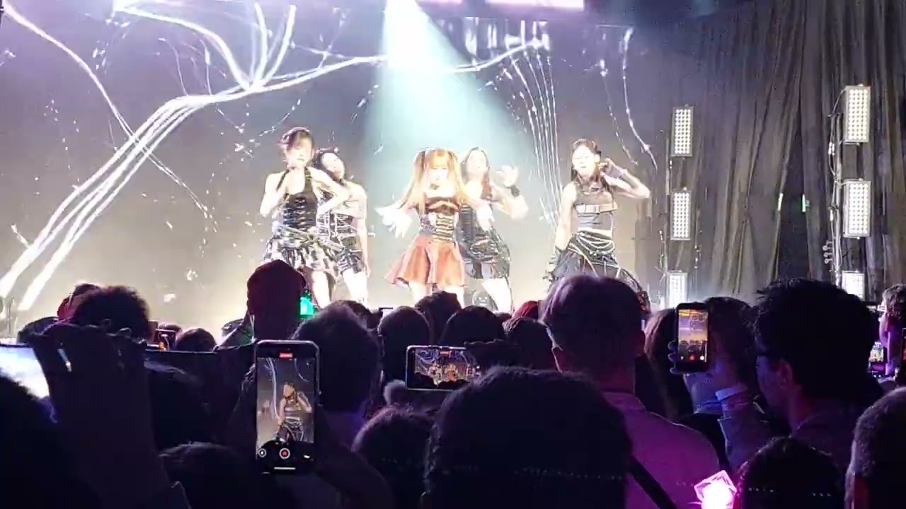 @official_artms concert cologne - BURN (Remix)