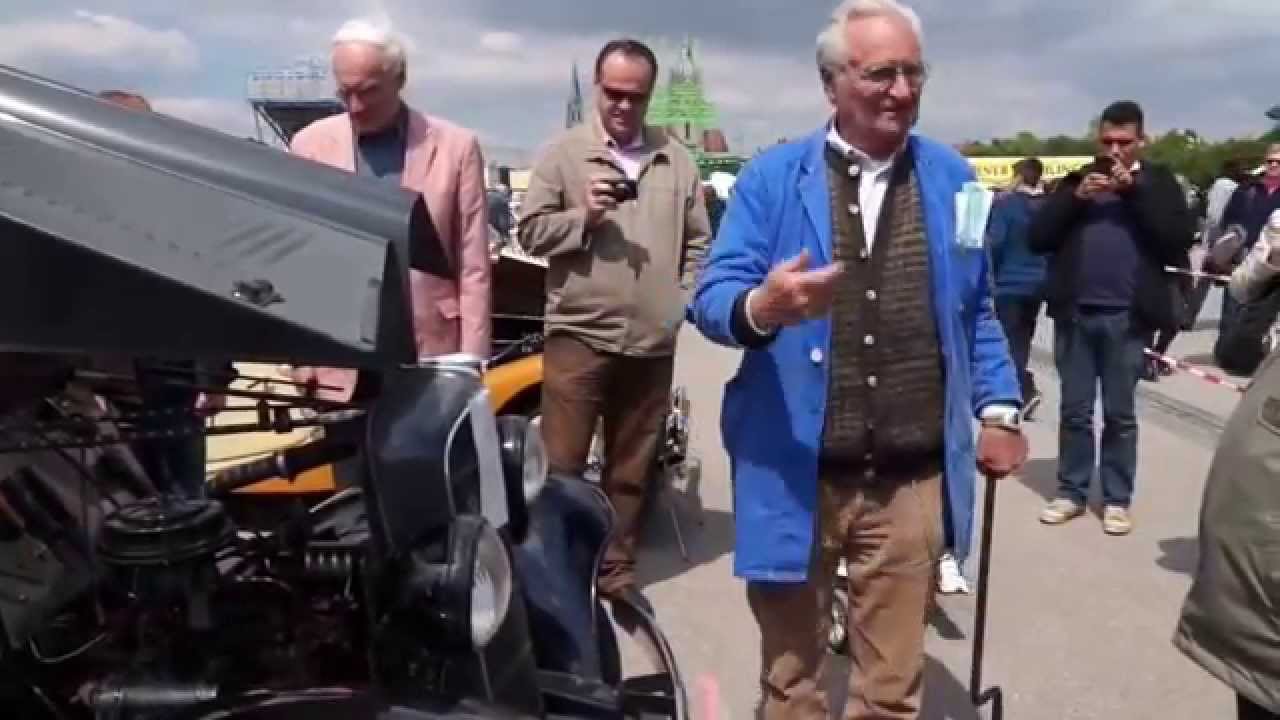 Oldtimer-Treffen Frühlingsfest - Ankurbeln Opel P4