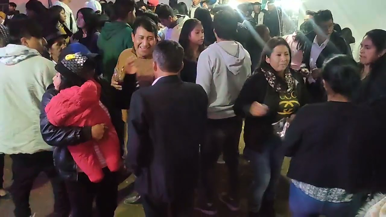 Los latinos del Amor en la familia Callatagsi
