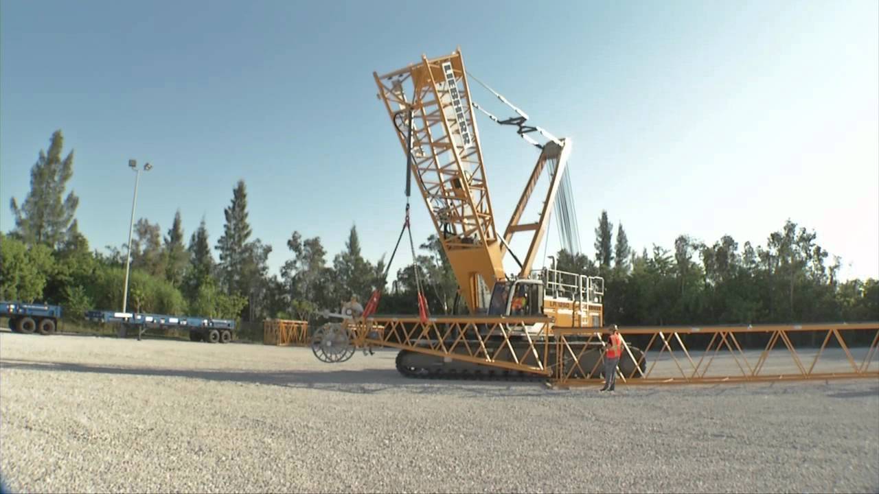 Liebherr - LR 1250 lattice boom crawler crane self disassembly system