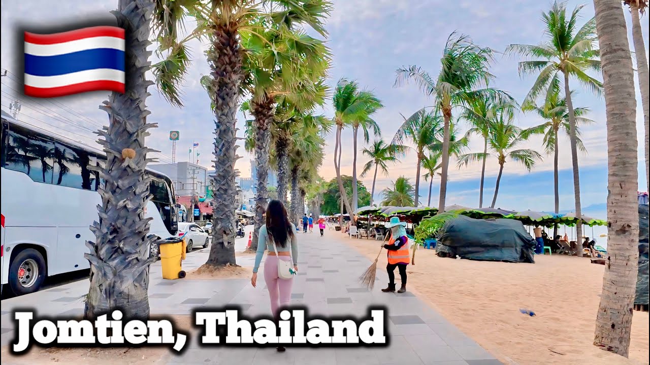 Jomtien Beach Walking Tour | High Season in Thailand