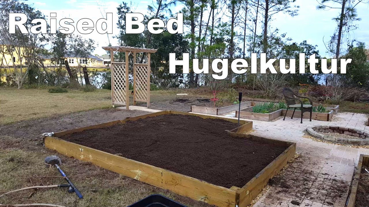 Raised Bed Hugelkultur