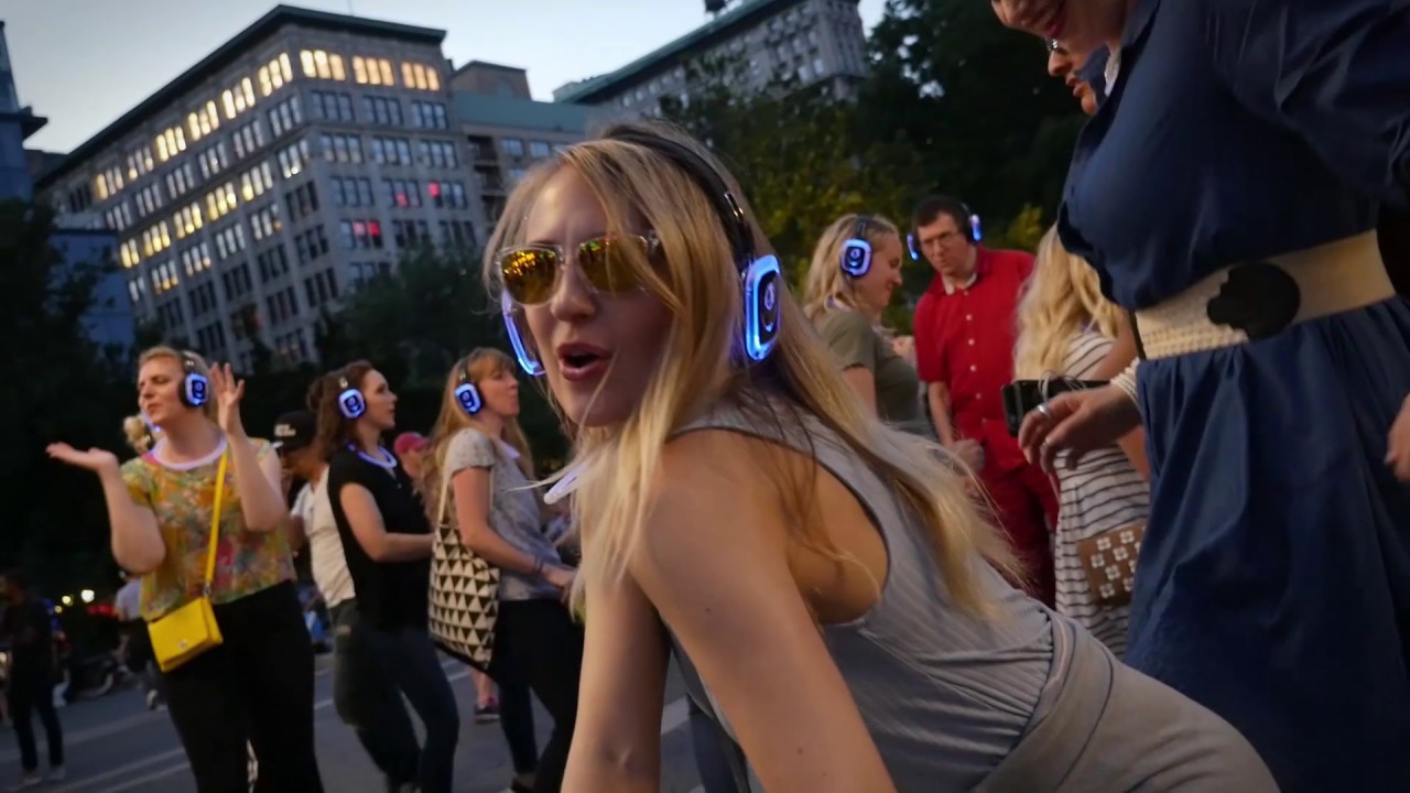 Subway Quiet Clubbing / Silent Disco Party powered by Quiet Events