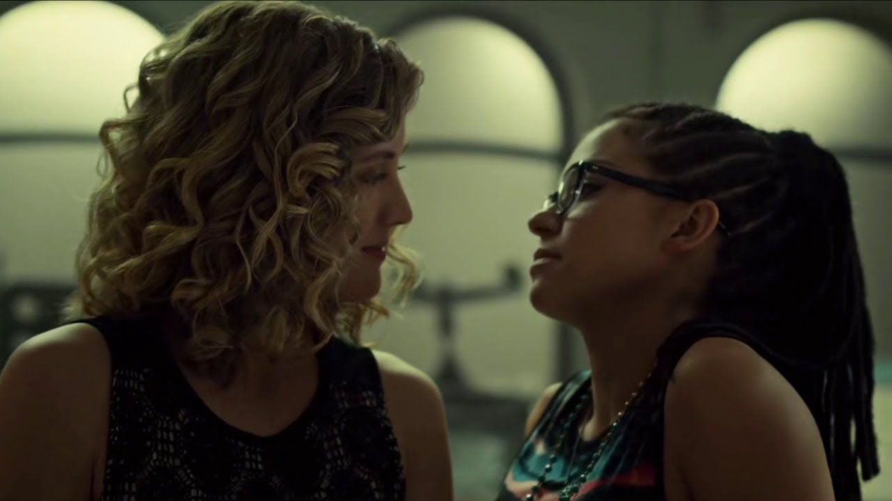 Cophine Orphan Black Season 2
