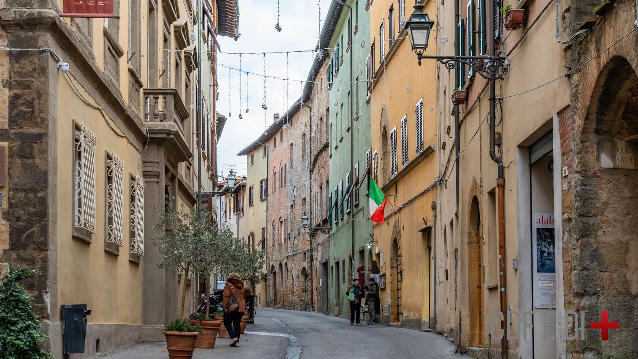 Visita dell'immobile | Volterra PI, Italy | Duplex storico nel centro di Volterra