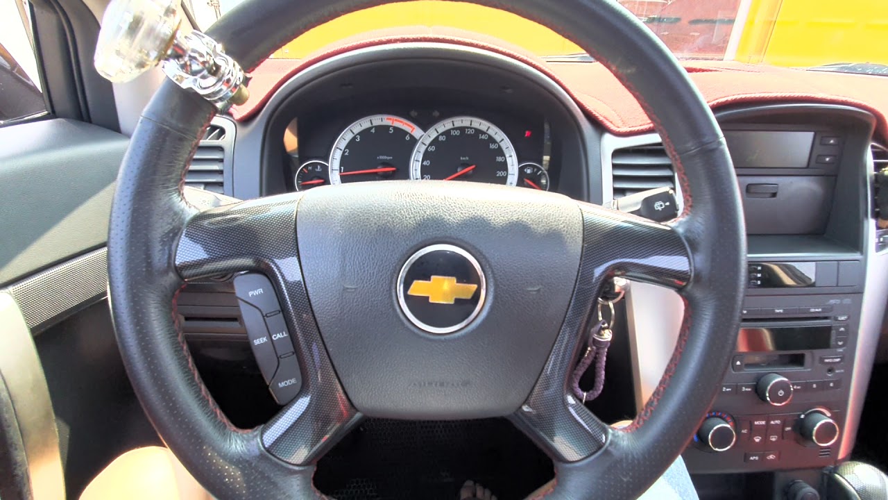 2009 CHEVROLET CAPTIVA LT FULL OPTION. ACCIDENT-FREE!
