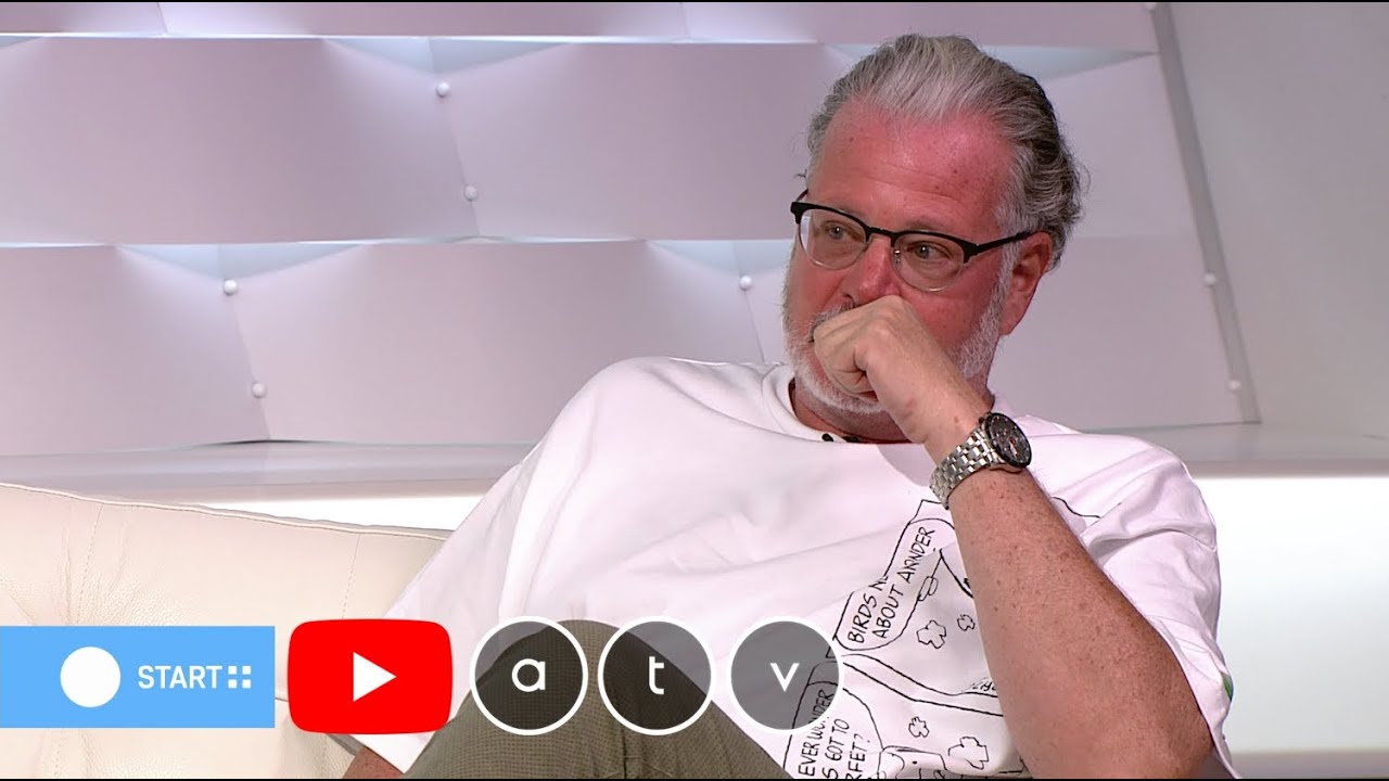 A ny&aacute;risz&uuml;net ut&aacute;n &uacute;jraindul Fiala J&aacute;nos r&aacute;di&oacute;műsora, a Kelj fel Jancsi!