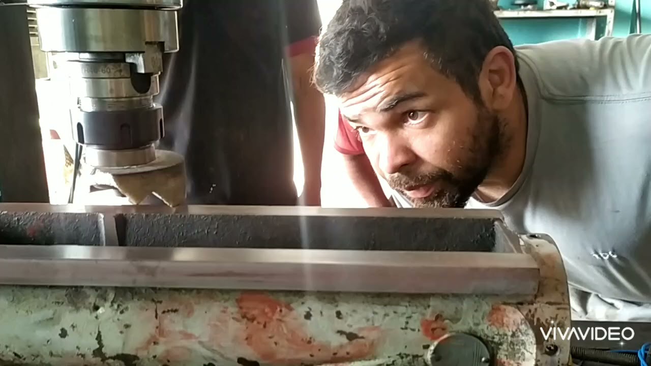 Plainando barramento de uma plaina Limadora