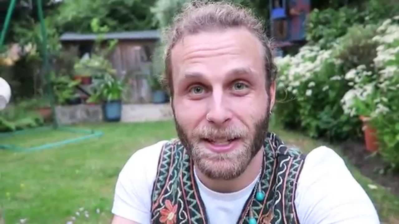 Nate Maingard: BBQ in the Country and Music in a Park in London (Vlog)